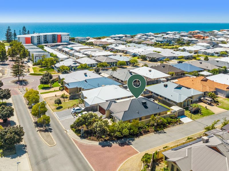 67 Seascapes Boulevard, Halls Head
