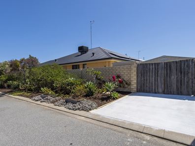 67 Seascapes Boulevard, Halls Head WA 6210