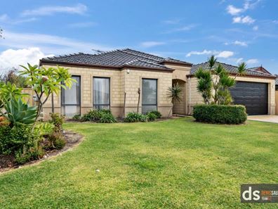 10 Phoenix Terrace, Hocking WA 6065