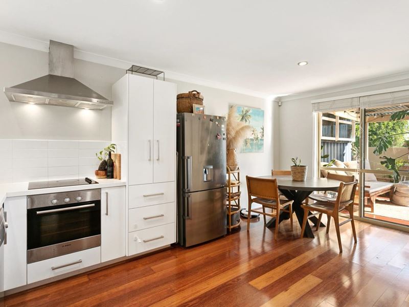 6/87 Ventnor Street, Scarborough