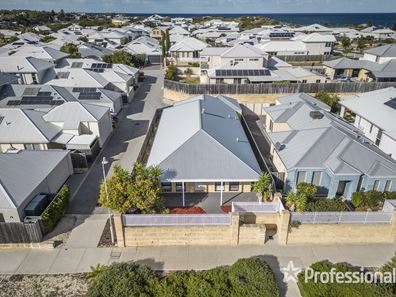 52 Lindsay Beach Boulevard, Yanchep WA 6035