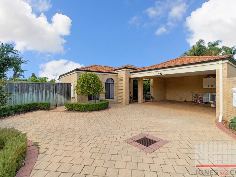 3/8-10 Wattlebird Crescent, Ellenbrook