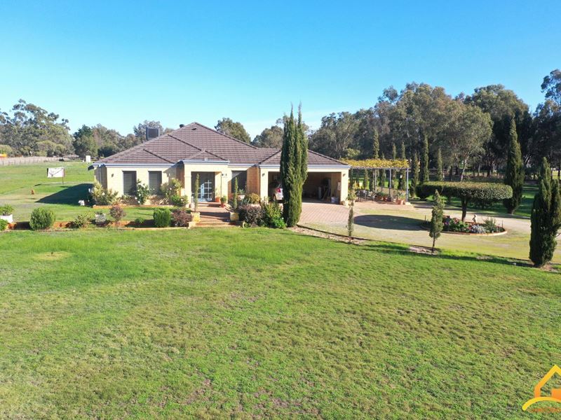 93 Cunningham Drive, Oakford