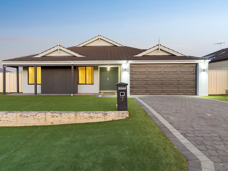 7 Battrass Loop, Baldivis WA 6171