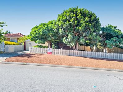 22 Egeus Way, Coolbellup WA 6163