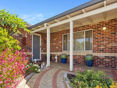 4/27 Corbel  Street, Shelley WA 6148