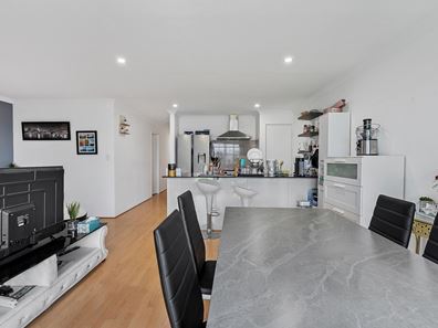 18 Stithians Avenue, Aveley WA 6069
