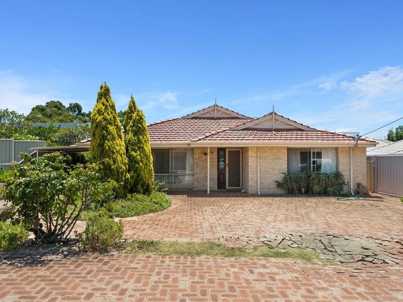 3 Blair Road, Yokine WA 6060