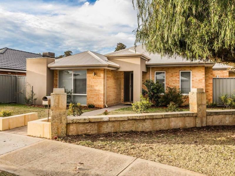 2 Cookham Green, Wellard WA 6170