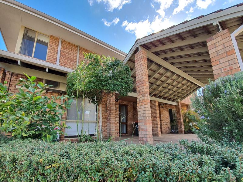 2/121 Lawley Street, Tuart Hill
