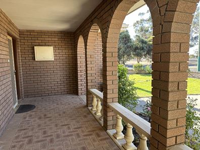 30 Britannia Street, Katanning WA 6317