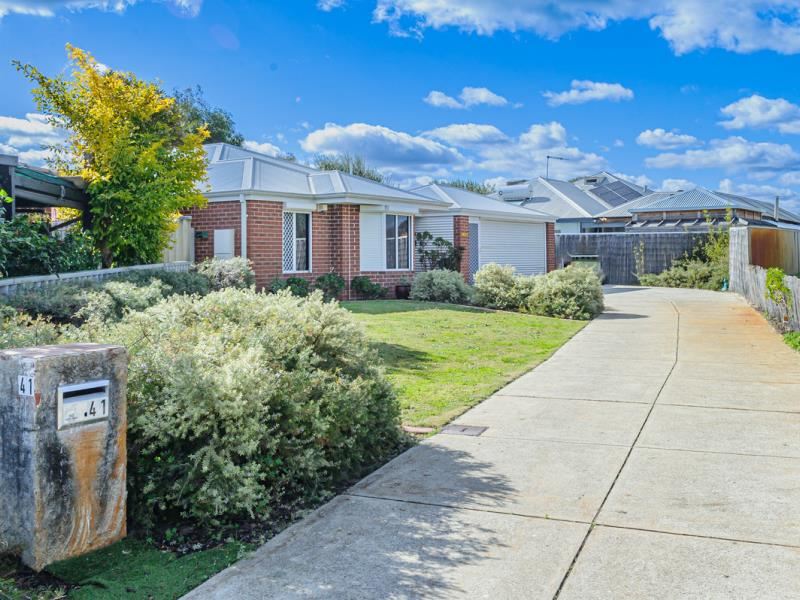 41 Simla Place, Caversham