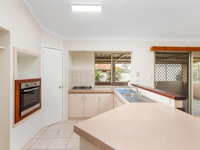 16 Donnelly Court, West Busselton WA 6280