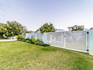 25A Churchill Avenue, Shoalwater WA 6169