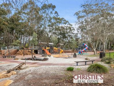 8/19 Craig Street, Mundaring WA 6073