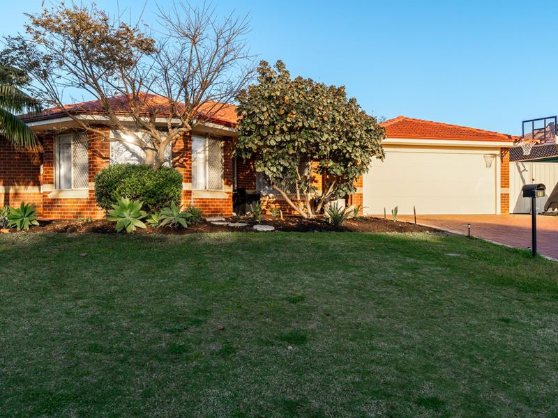 32 Federation Drive, Singleton WA 6175