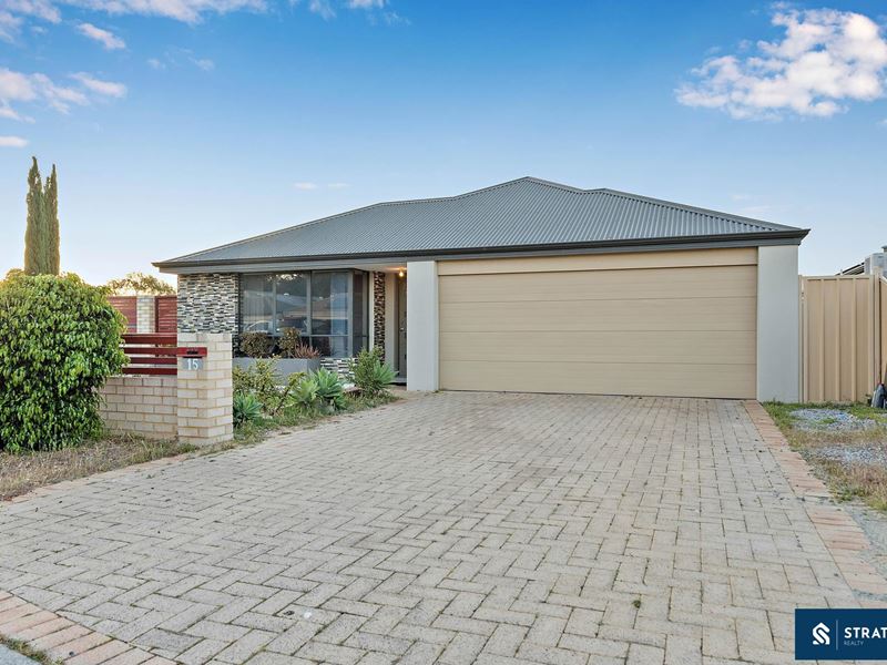 15 Nutmeg Place, Wattle Grove WA 6107