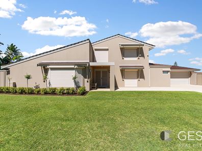 32 Fitzpatrick Way, Noranda WA 6062