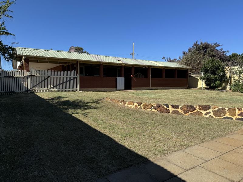 3 Hardman Road, Rangeway WA 6530