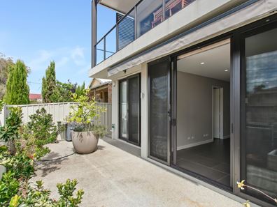 4/79 Bourke Street, Leederville WA 6007