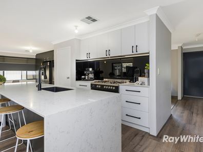 22 Karak Road, Wannanup WA 6210