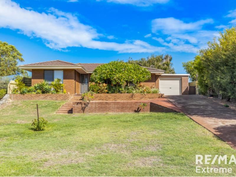 6 Albatross Court, Heathridge