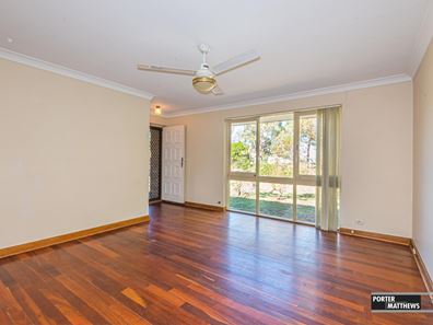 70 The Crescent, Maddington WA 6109