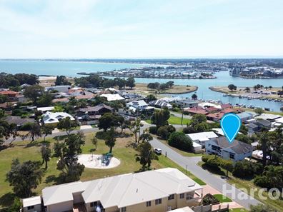 2/3 Cathryn Street, Halls Head WA 6210