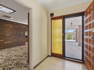 12 Nelligan Avenue, Girrawheen WA 6064