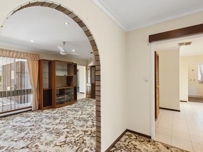 12 Nelligan Avenue, Girrawheen WA 6064
