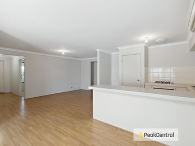 2/12 Holland Street, Gosnells WA 6110