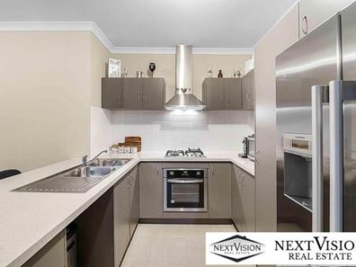 4 Apium Mews, Lake Coogee WA 6166