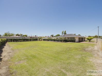 30 Golf Road, Parkwood WA 6147