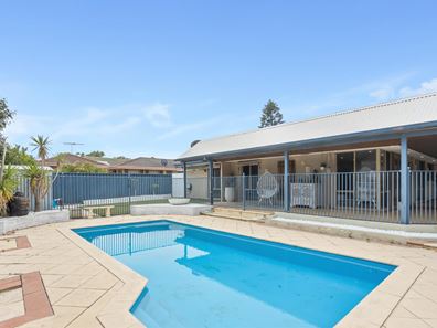 5 Sabot Place, Ocean Reef WA 6027