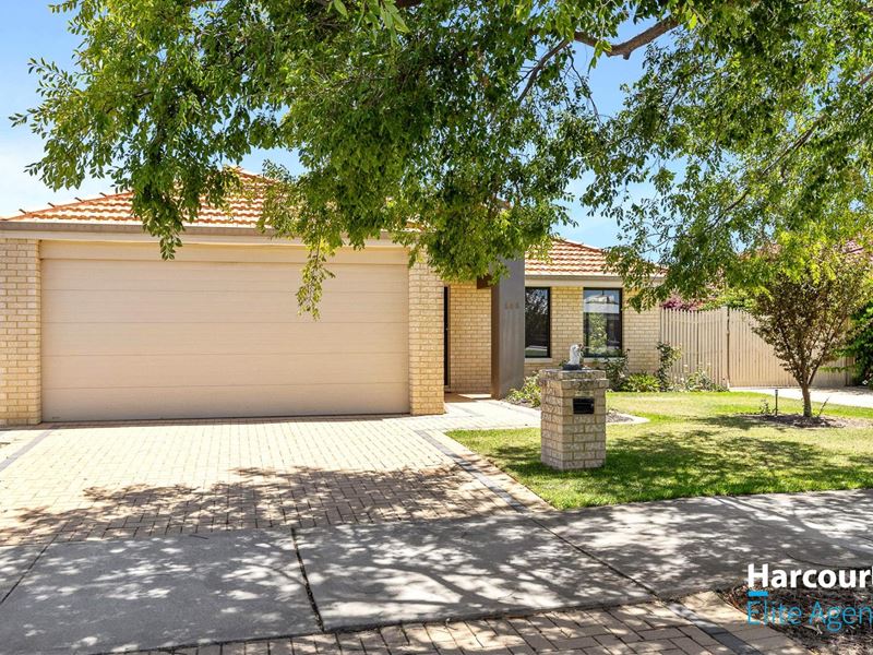 105 Harrington Waters Drive, Waikiki WA 6169