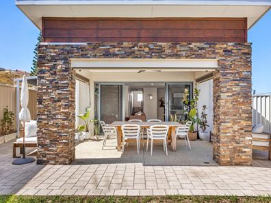 7 Vistula Terrace, Kelmscott WA 6111