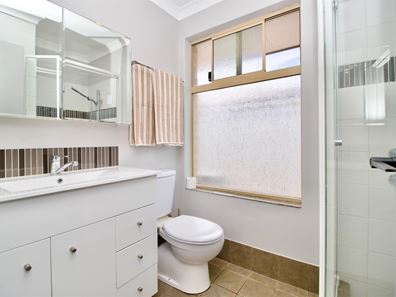 640 Safety Bay Road, Waikiki WA 6169