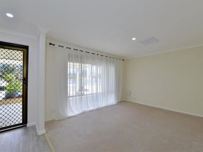 25 Windermere Way, Greenfields WA 6210