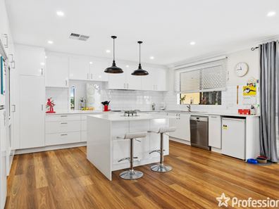 36 Janet Road, Safety Bay WA 6169