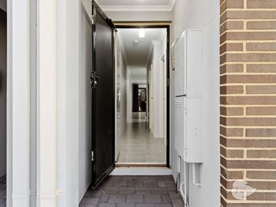 7 Shepherd Avenue, Ellenbrook WA 6069