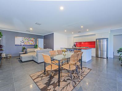 14 Allwood Parade, Bullsbrook WA 6084