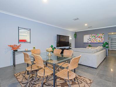 14 Allwood Parade, Bullsbrook WA 6084