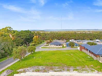 24 Greyhound Circle, Gledhow WA 6330