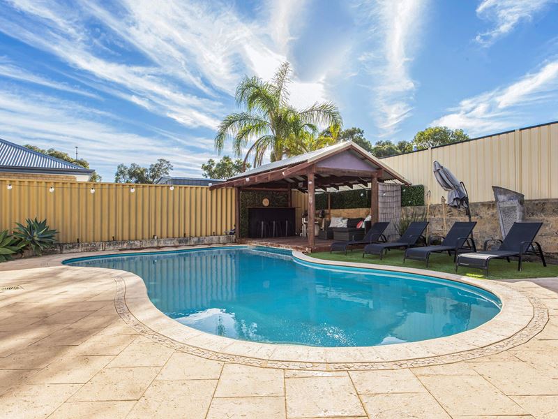 5 Summerville Avenue, Secret Harbour WA 6173