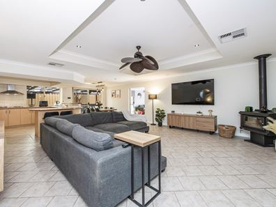 5 Summerville Avenue, Secret Harbour WA 6173