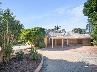 32 Brookton Highway, Kelmscott WA 6111