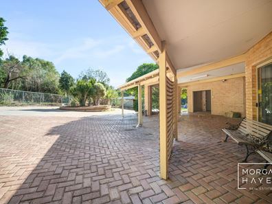 32 Brookton Highway, Kelmscott WA 6111