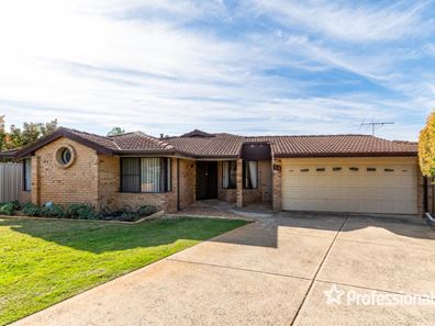 15 Lagoon Heights, Ballajura WA 6066