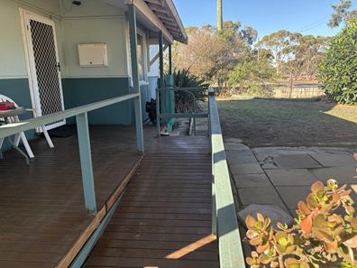 65 Long Street, Moora WA 6510