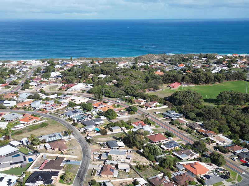 37 Mousehole Crescent, Yanchep WA 6035